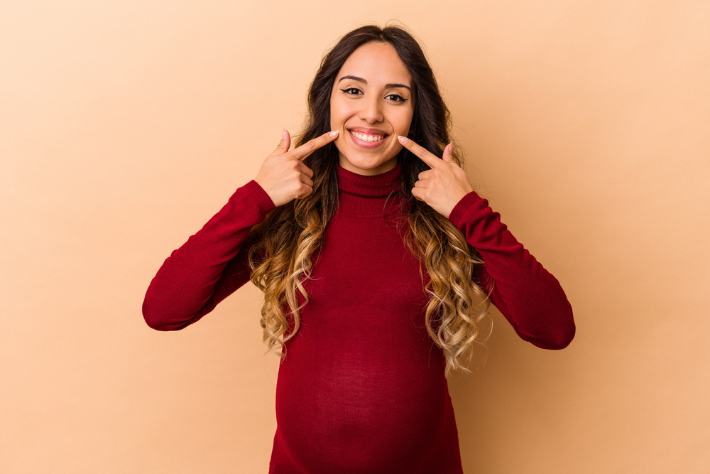 pregnant-woman-smiling